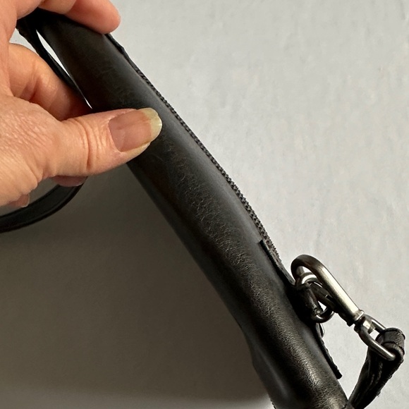 Matt & Nat Black Crossbody Bag - Picture 11 of 16